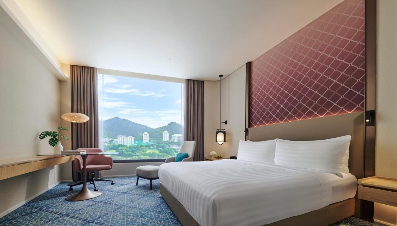 Amari Spice Penang Hotell Bayan Lepas Eksteriør bilde Deluxe Room