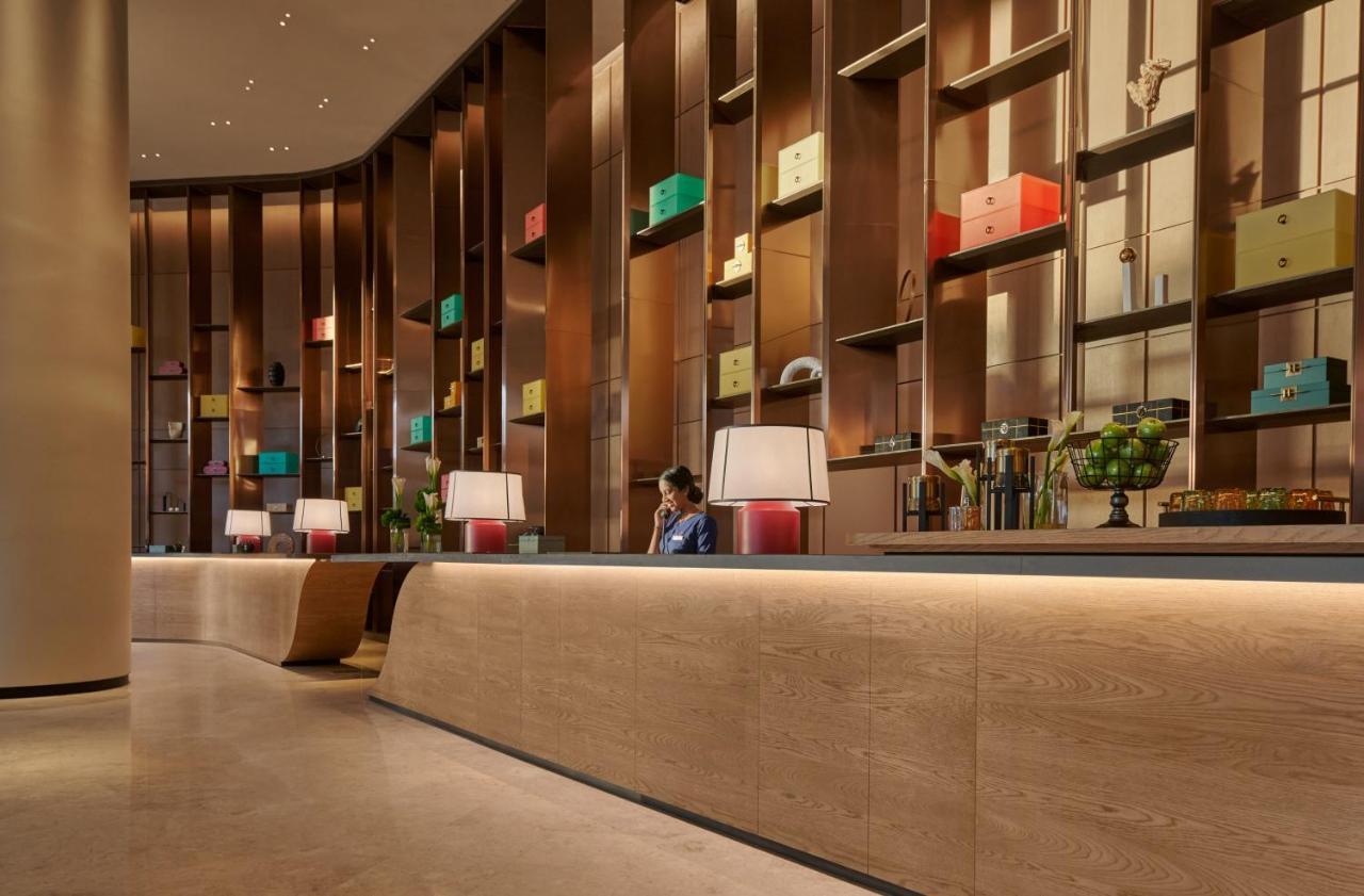 Amari Spice Penang Hotell Bayan Lepas Eksteriør bilde The lobby of the hotel